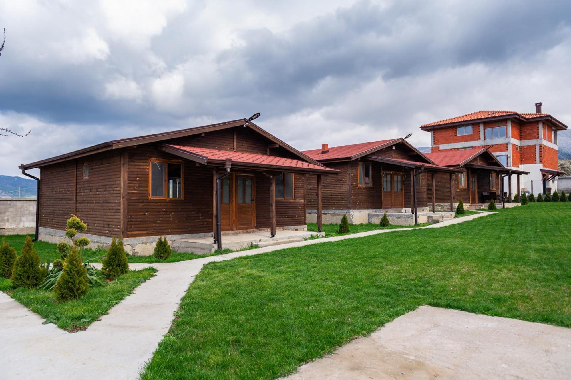 Къщи За Гости Брик Sapareva Banya Exterior photo